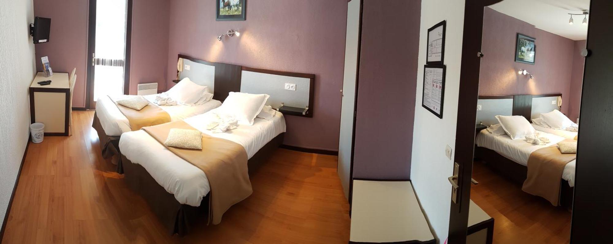 Hotel Les Gabarres Tour-de-Faure Phòng bức ảnh