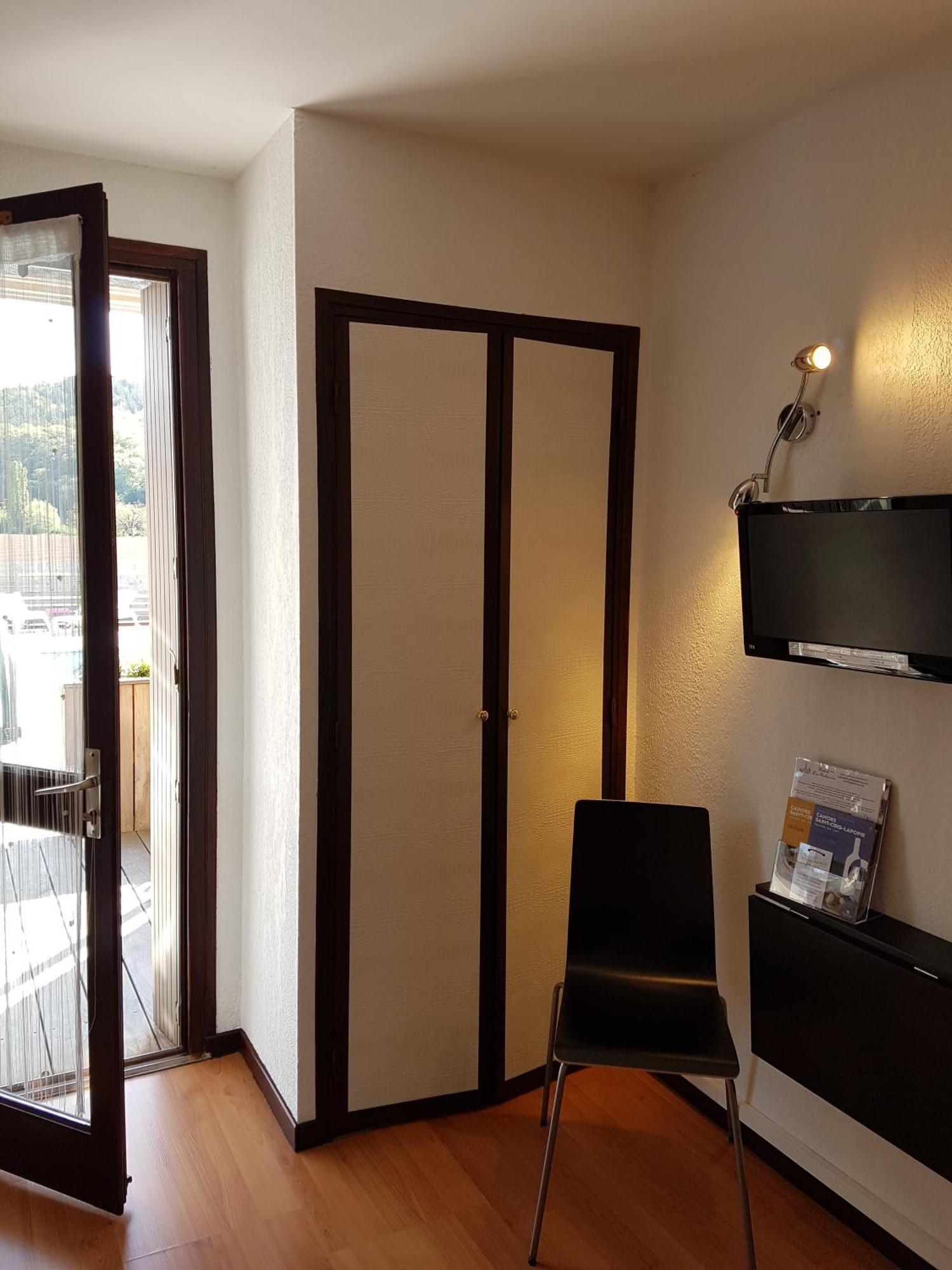 Hotel Les Gabarres Tour-de-Faure Ngoại thất bức ảnh