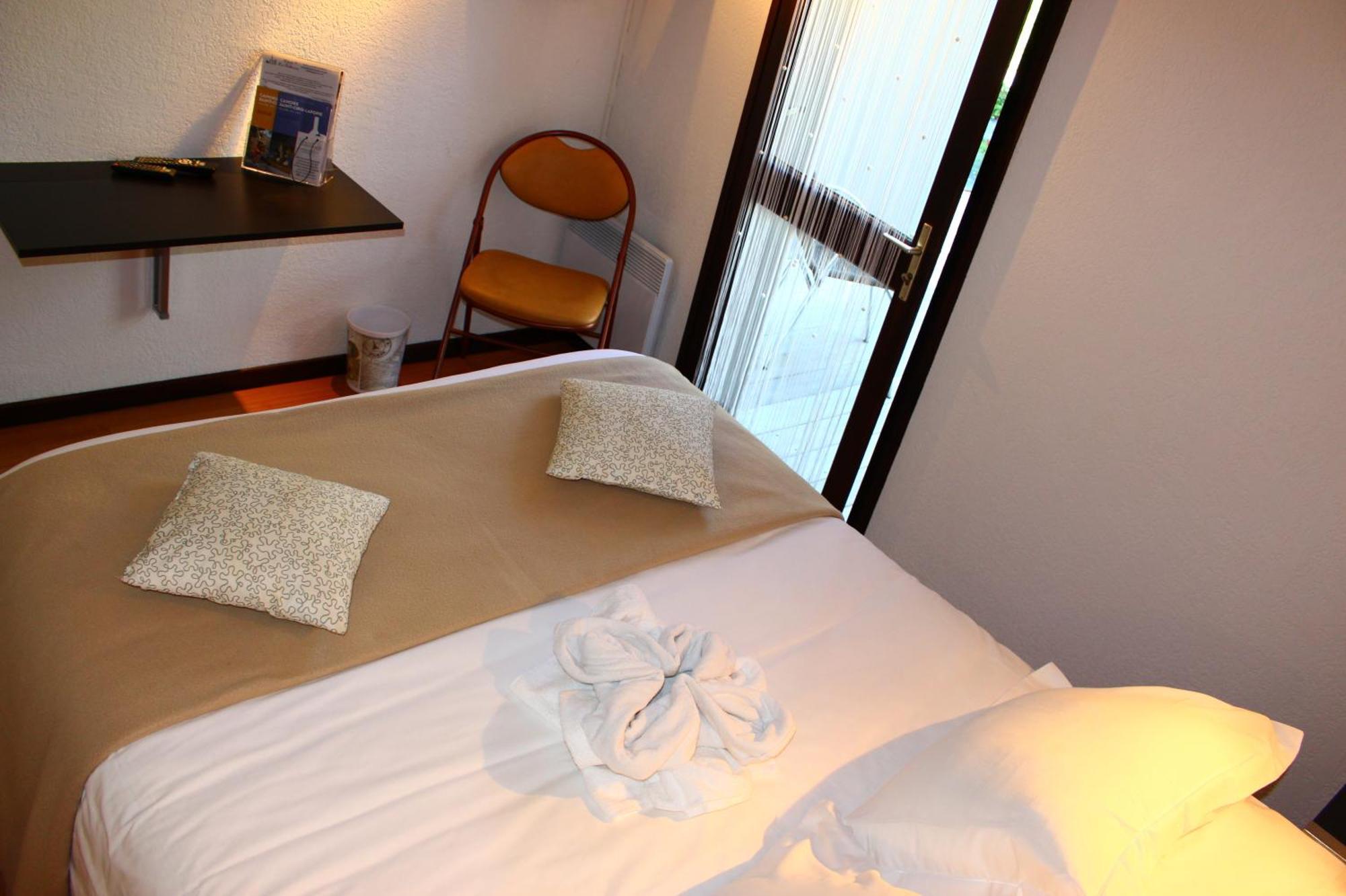 Hotel Les Gabarres Tour-de-Faure Ngoại thất bức ảnh